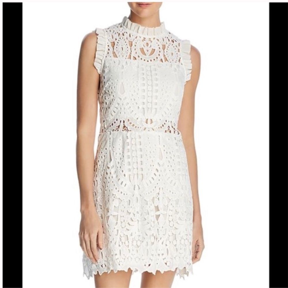 Lucy Paris white Gwen Ruffled Lace Dress size large